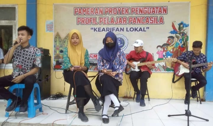 Grup Band SMK At-Thoat Ramaikan Proyek Penguatan Profil Pelajar Pancasila yang Digelar Hari Ini